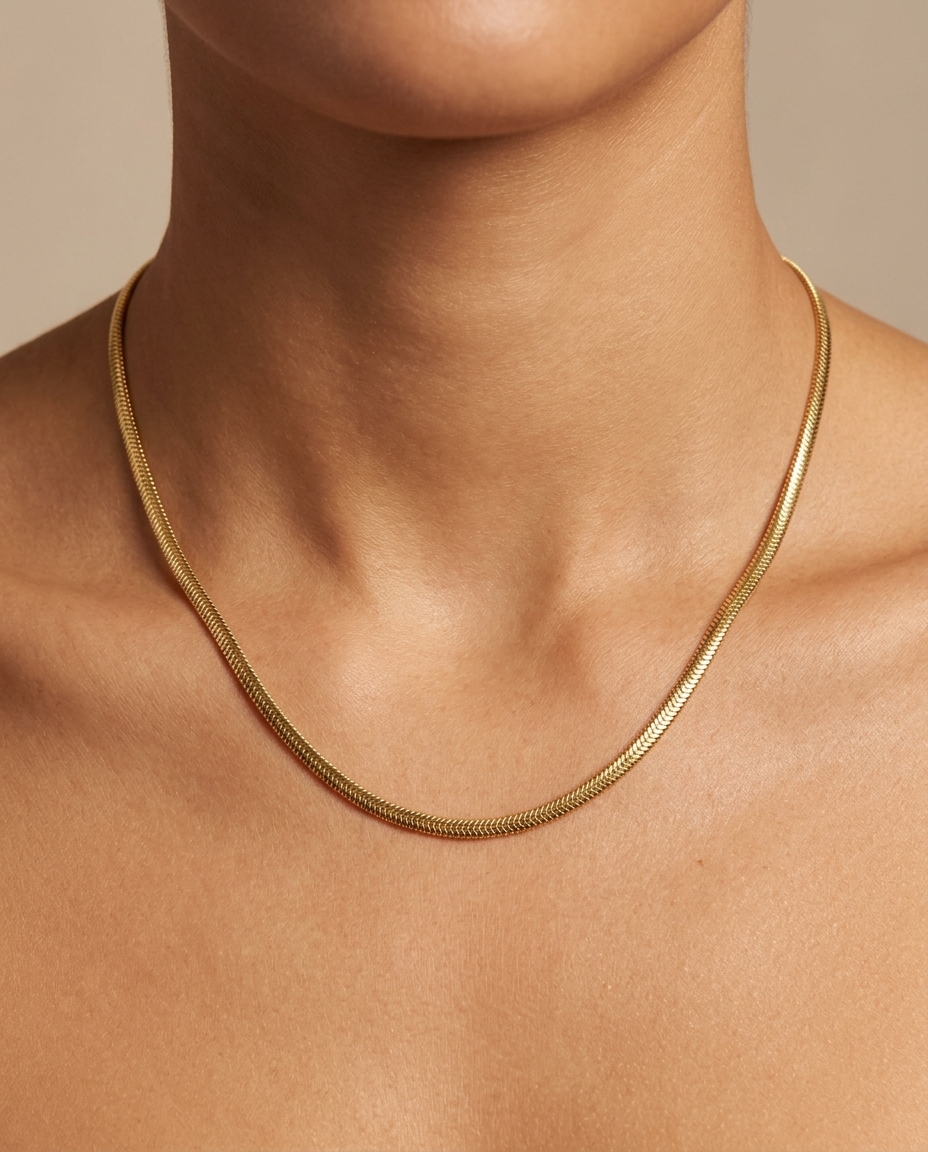 14KT Gold 2.6 MM Flate Snake Necklace on model