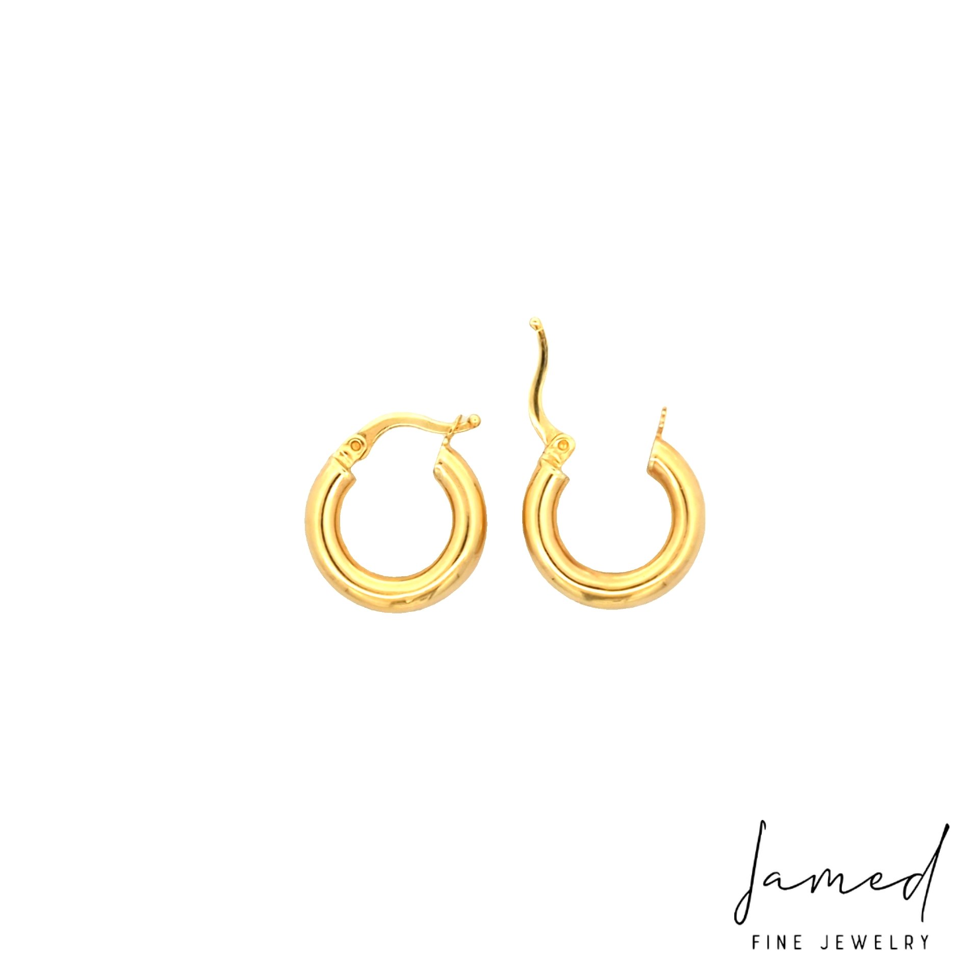 Plain Huggies Earring in Yellow Gold