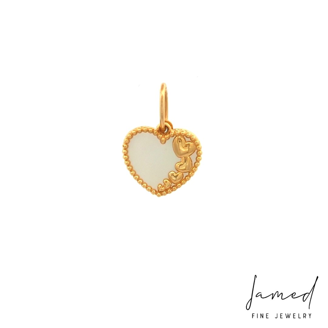 Mop Heart Pendant in Yellow Gold